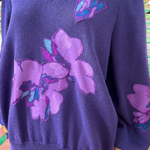 Vintage Sweater Floral Appliqué Purple Long Sleeve V-Neck Oversized Large - Picture 3 of 9